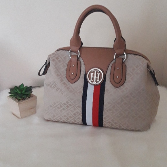 Tommy Hilfiger Handbags - New Tommy Hilfiger handback